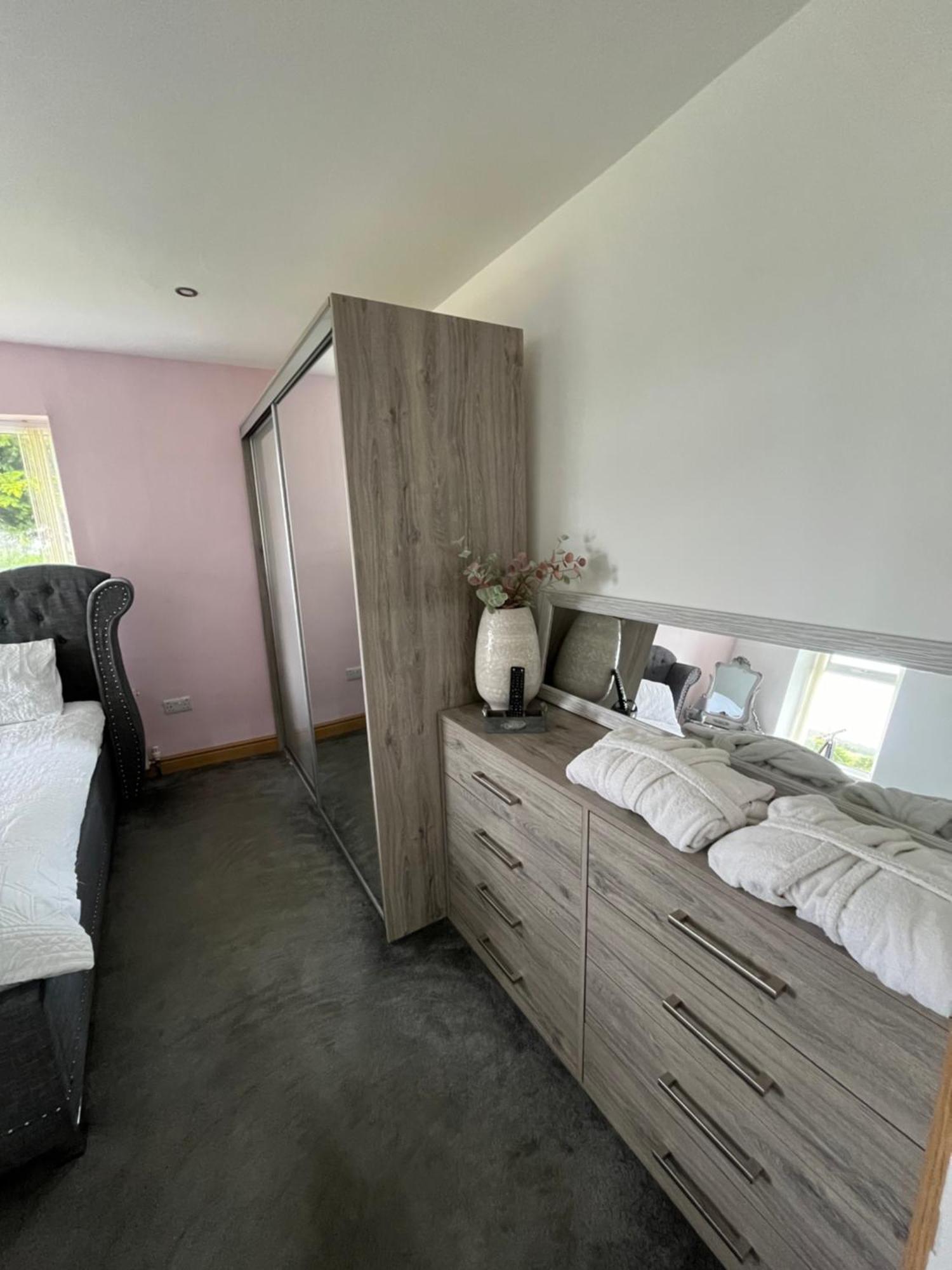 Unique Countryside Stay Dundrod Екстер'єр фото